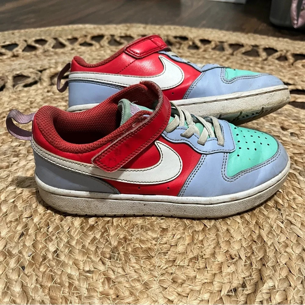 Nike Court Borough Low size 12.5